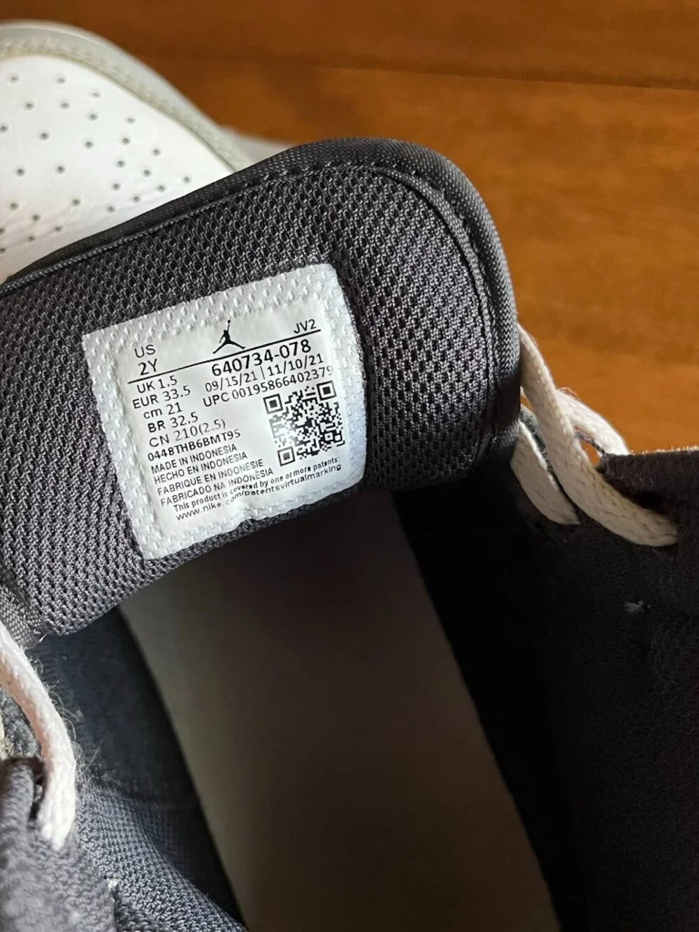 Nike Jordan 1 Mid gray and white sneakers 2Y